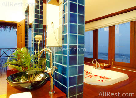 Bandos Island Resort 11